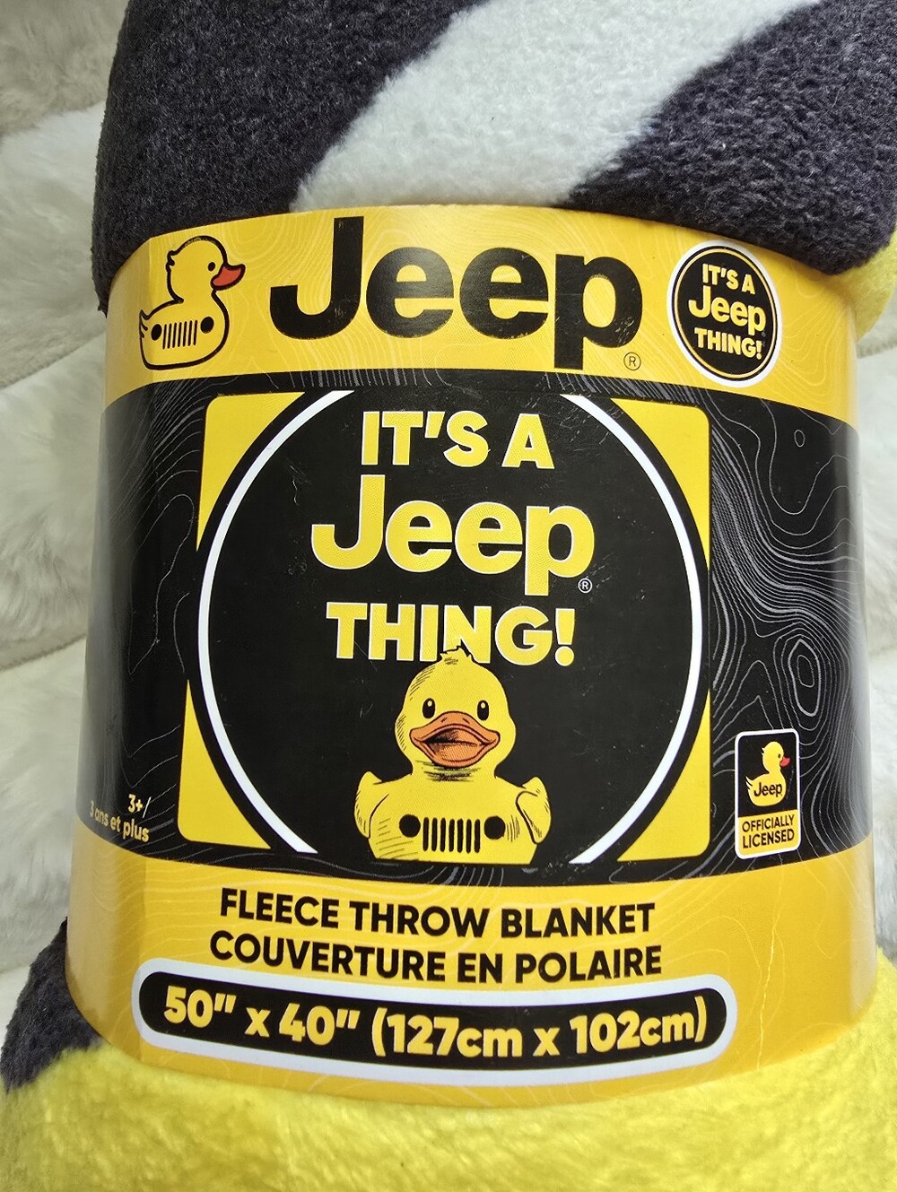 New! 50"×40" JEEP Duck Fleece Throw - Picture 2 of 3